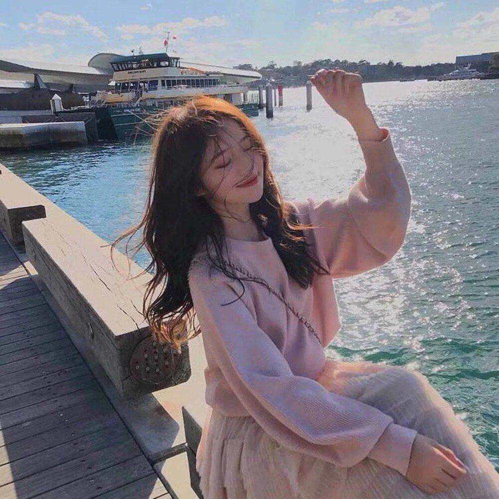 大小姐别撩了，我只想安静卧个底